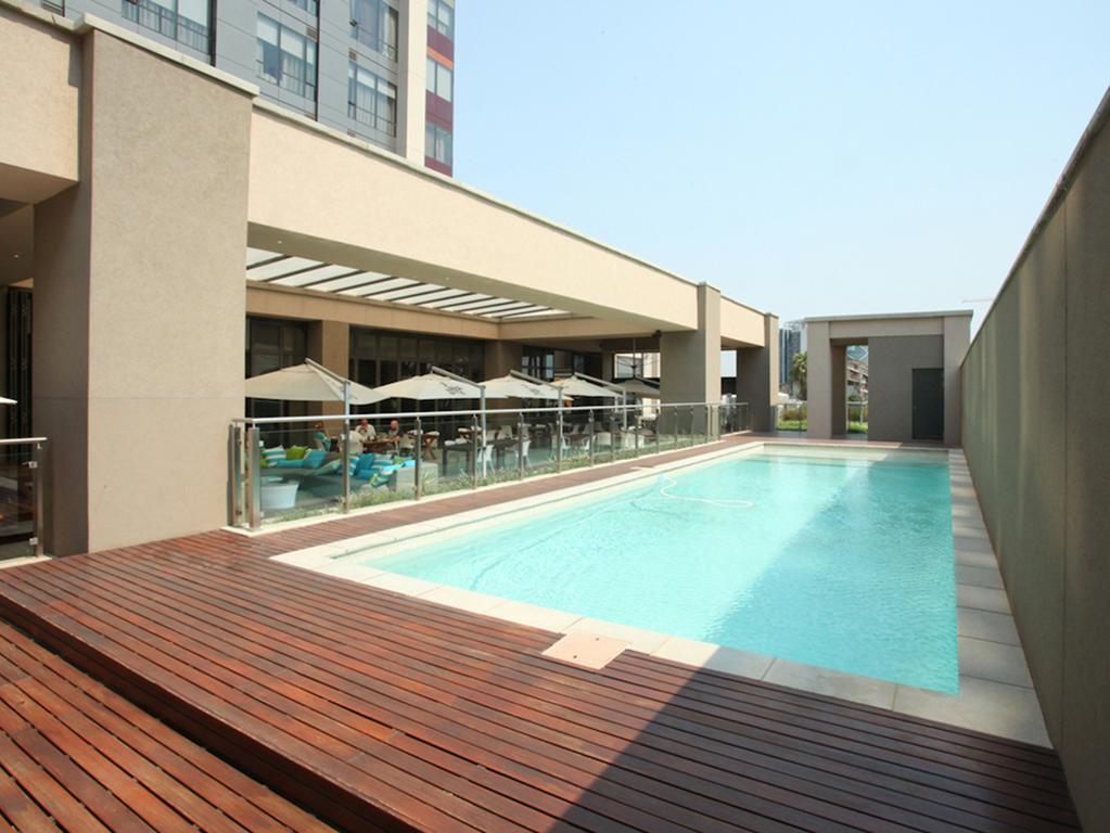 Luxurious Sandton Skye Apartment Dış mekan fotoğraf