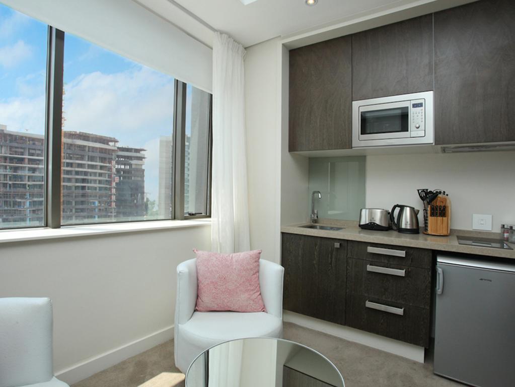 Luxurious Sandton Skye Apartment Dış mekan fotoğraf